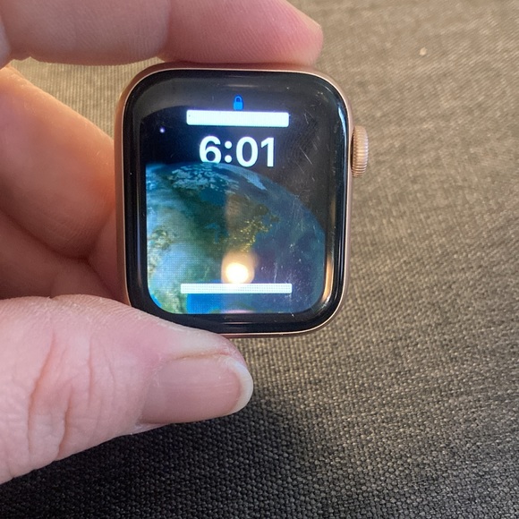 Apple Watch - Picture 3 of 4